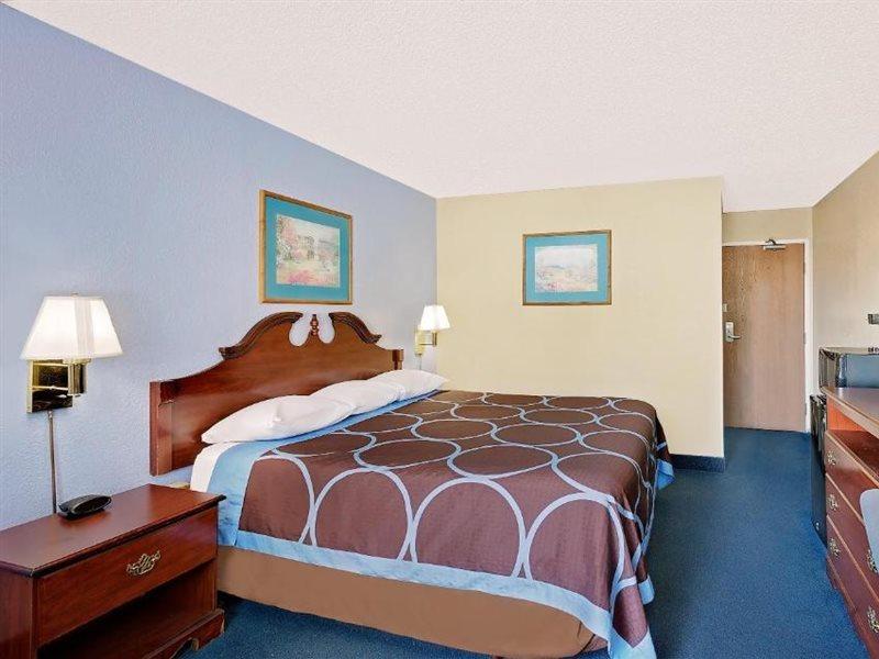 Мотель Super 8 By Wyndham Newburgh/West Point Stewart Intl Airport Экстерьер фото
